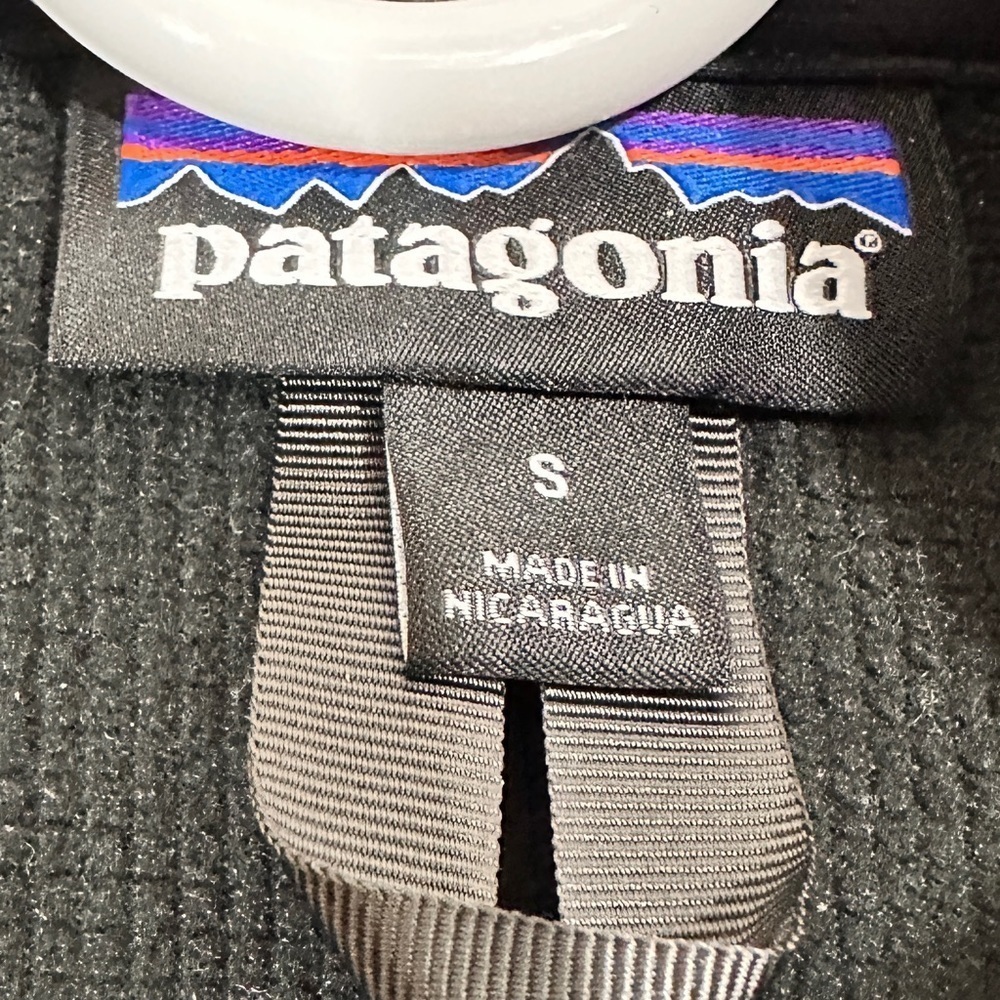 Patagonia Women’s Black Adze Jacket - Picture 8 of 10